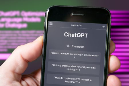 ChatGPT-5 Bisa Bikin Aplikasi Android Sendiri Cuma Perintah Suara, Programmer Mulai Ketar-ketir April 2026: 'Ini Awal dari Akhir Pekerjaan Kami?'
